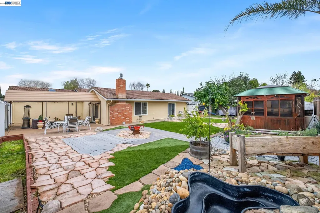 439 Hummingbird Lane Livermore CA 94551