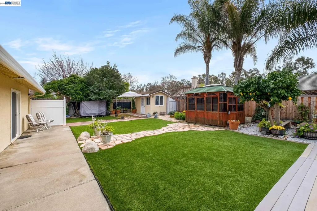 439 Hummingbird Lane Livermore CA 94551