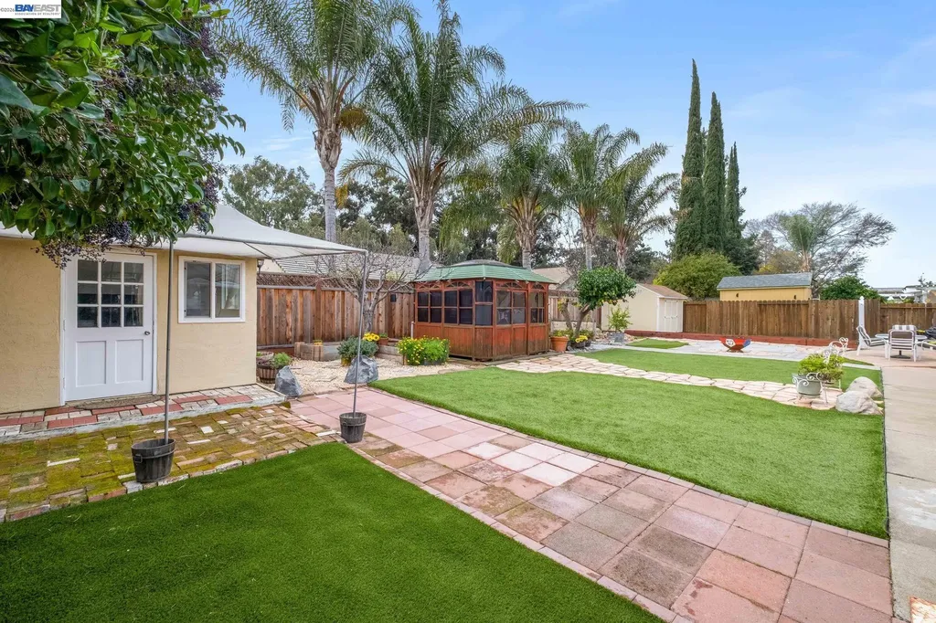 439 Hummingbird Lane Livermore CA 94551