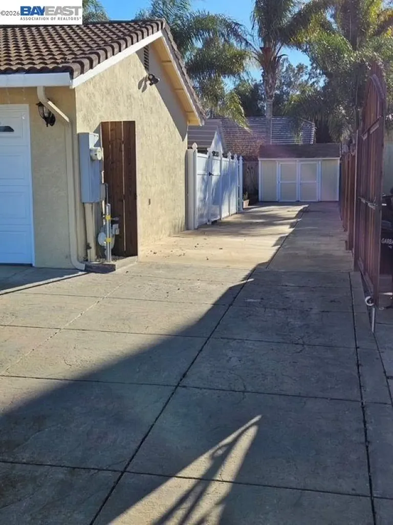 439 Hummingbird Lane Livermore CA 94551