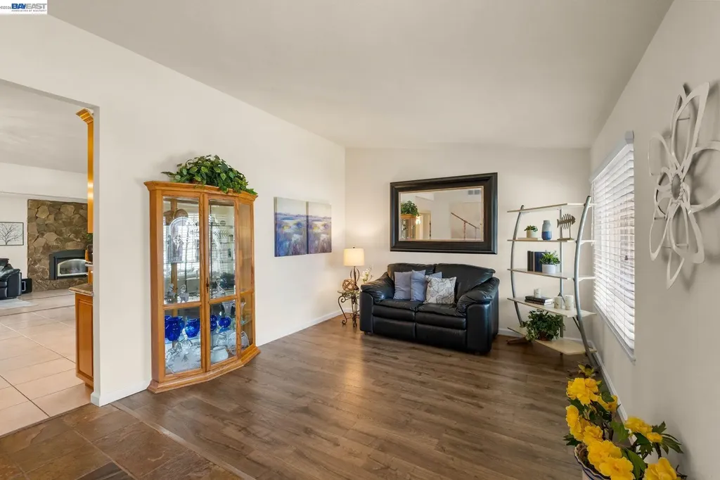 439 Hummingbird Lane Livermore CA 94551