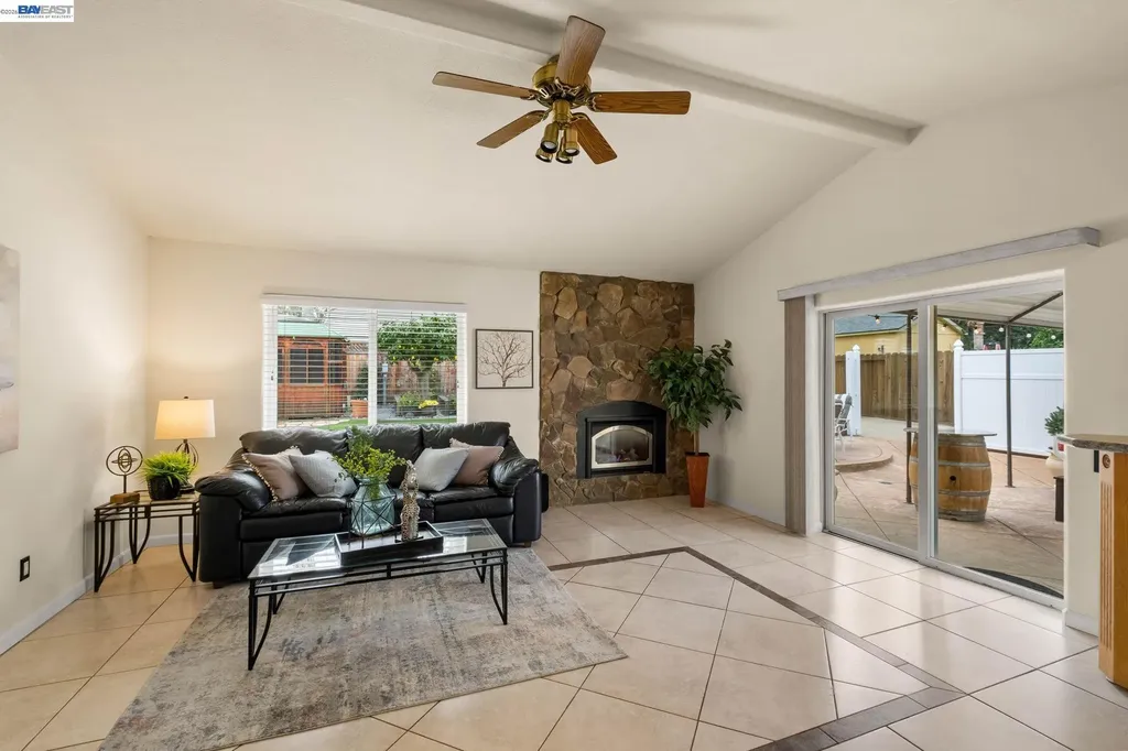 439 Hummingbird Lane Livermore CA 94551