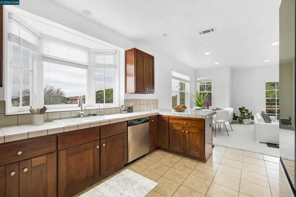 213 Rancho Place Pinole CA 94564