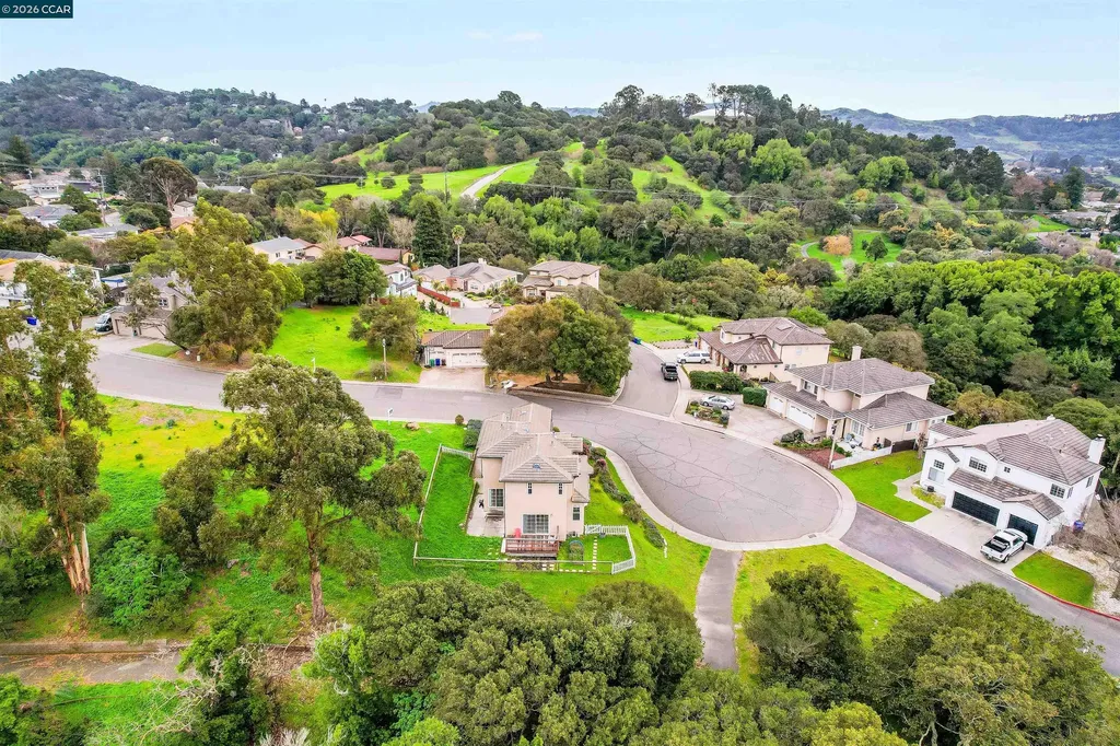 213 Rancho Place Pinole CA 94564