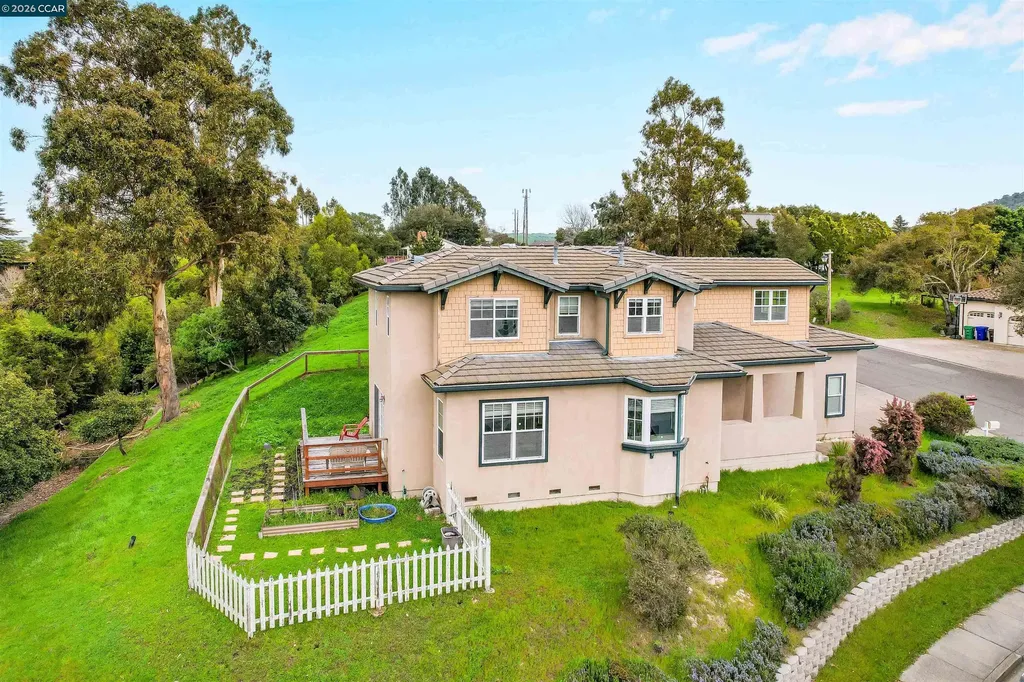 213 Rancho Place Pinole CA 94564
