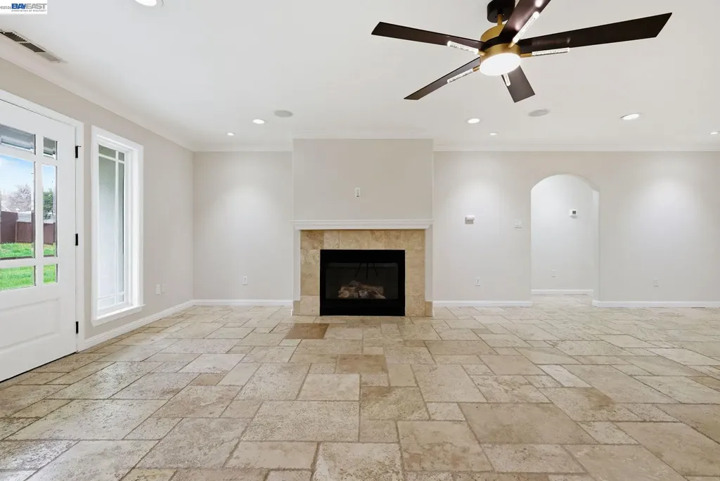 3370 Gardella Plaza Livermore CA 94551