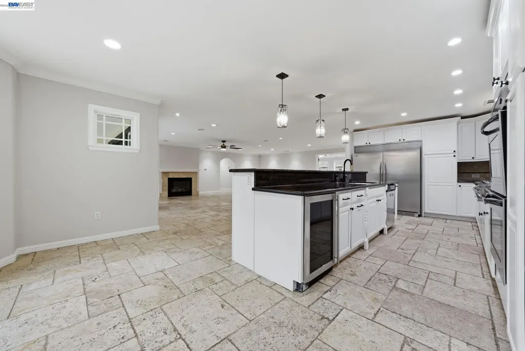 3370 Gardella Plaza Livermore CA 94551