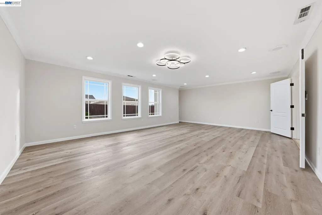 3370 Gardella Plaza Livermore CA 94551