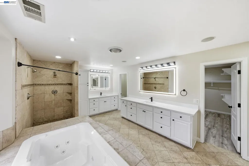 3370 Gardella Plaza Livermore CA 94551