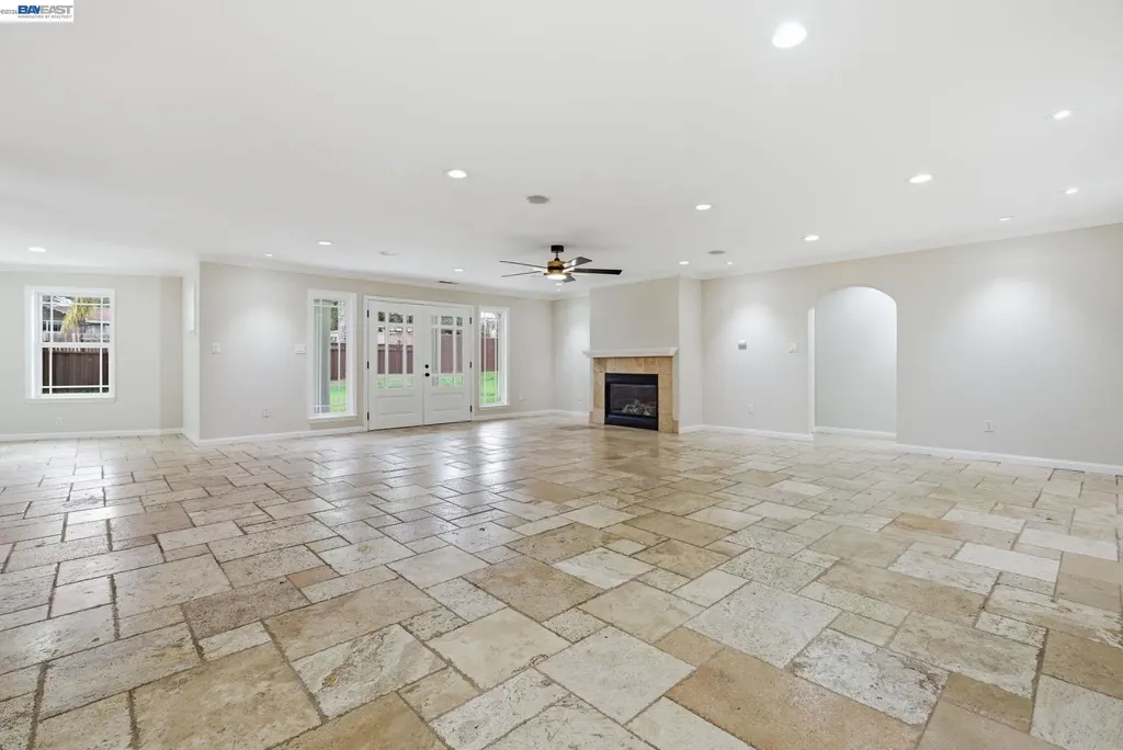 3370 Gardella Plaza Livermore CA 94551