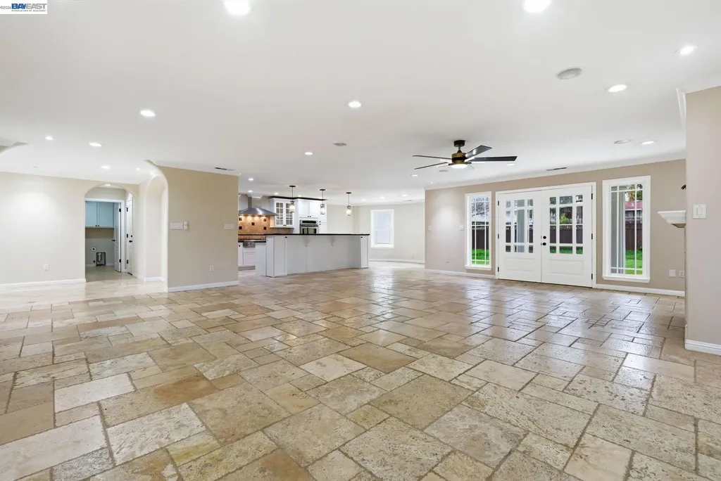 3370 Gardella Plaza Livermore CA 94551