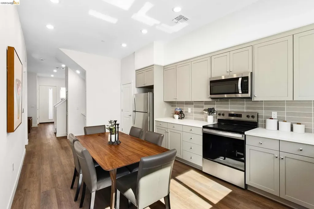 500 Somi Court Hayward CA 94544