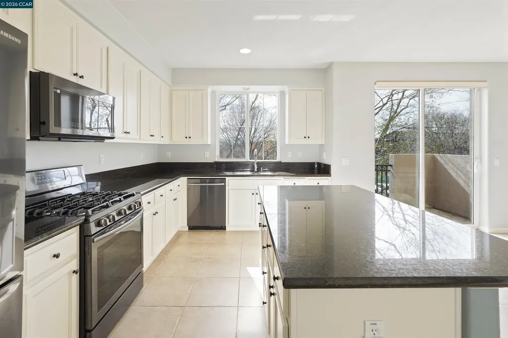 207 Heligan Lane Livermore CA 94551