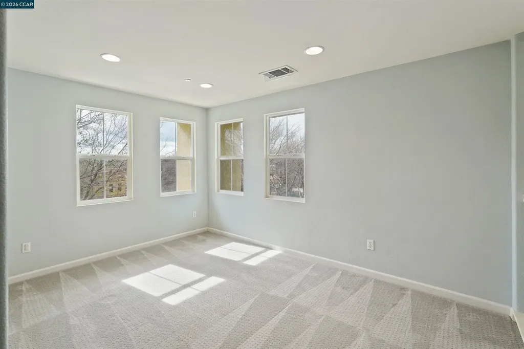 207 Heligan Lane Livermore CA 94551