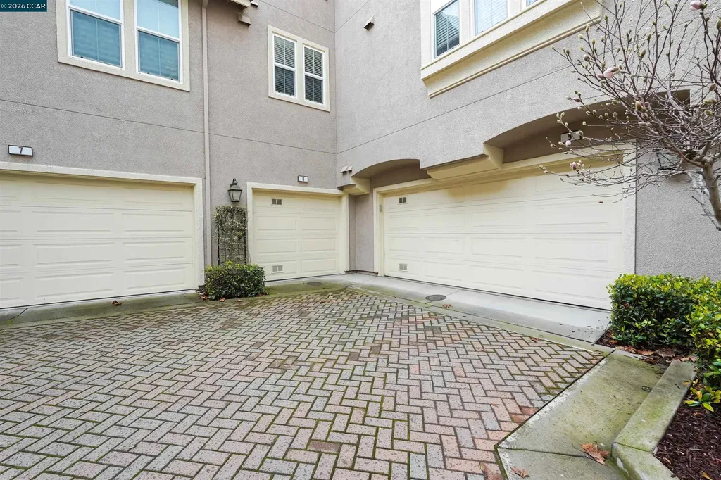 207 Heligan Lane Livermore CA 94551