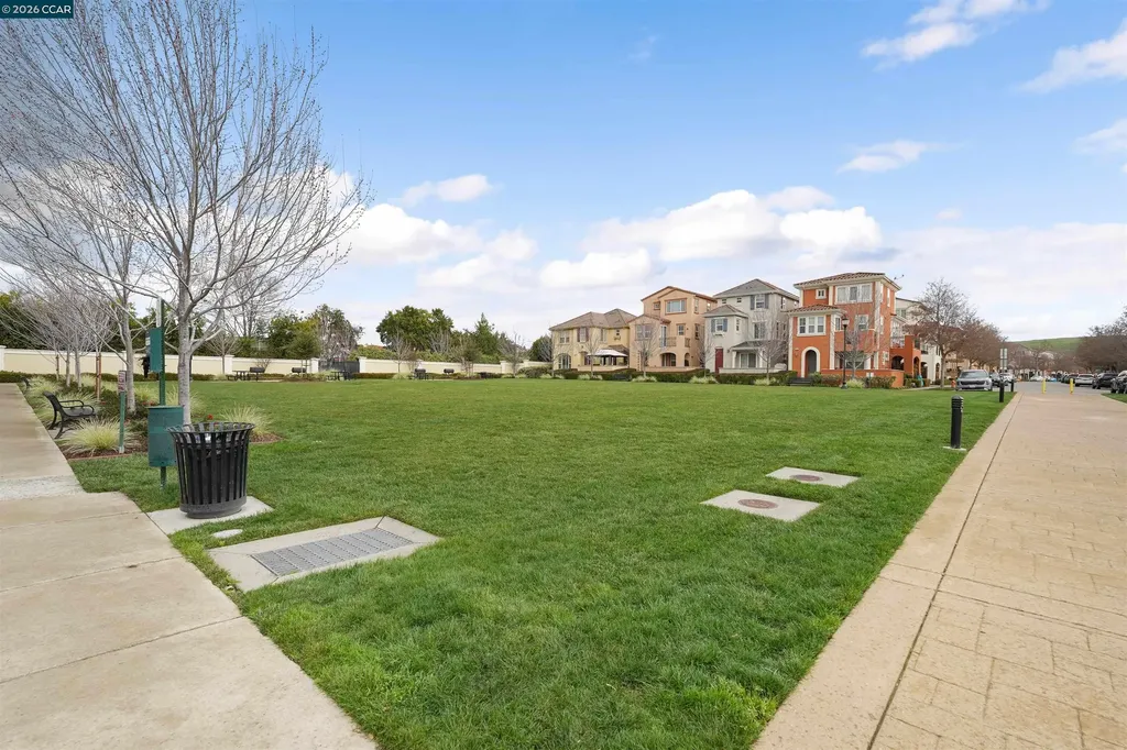 207 Heligan Lane Livermore CA 94551