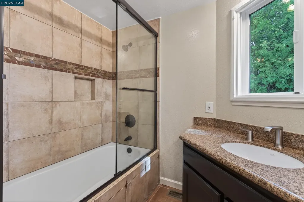 1975 Fair Ridge Court Walnut Creek CA 94597
