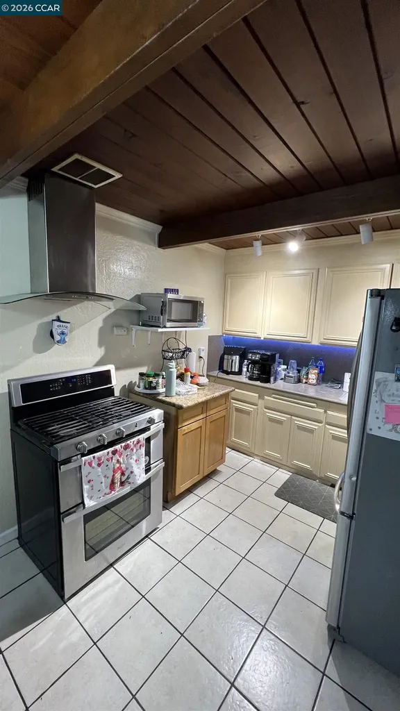 39 Canal Drive Bay Point CA 94565