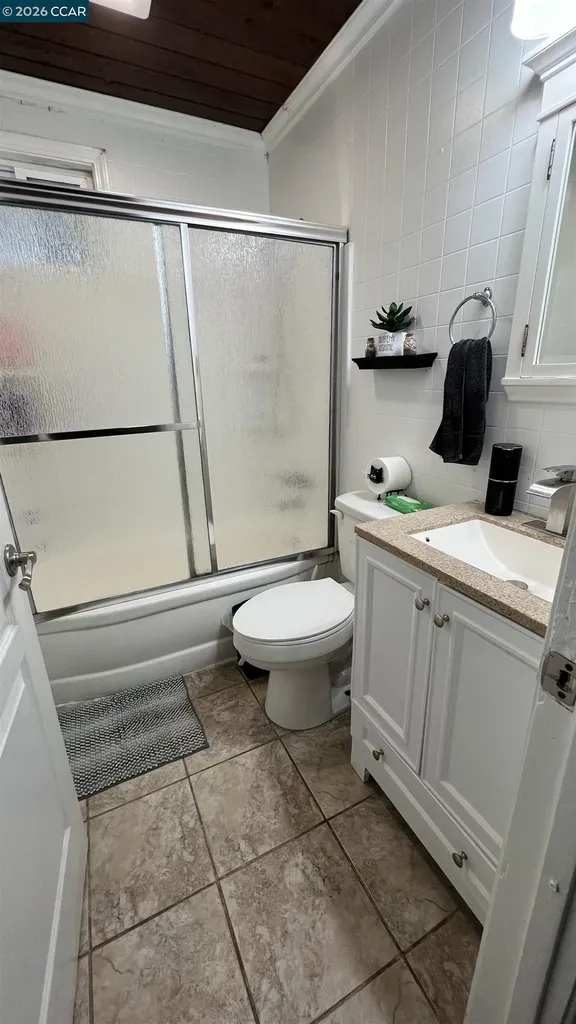 39 Canal Drive Bay Point CA 94565