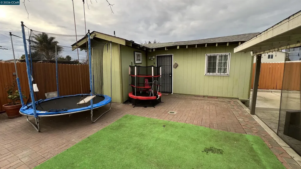 39 Canal Drive Bay Point CA 94565