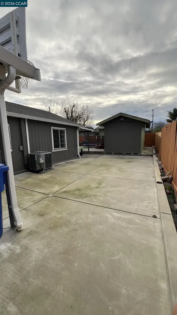 39 Canal Drive Bay Point CA 94565