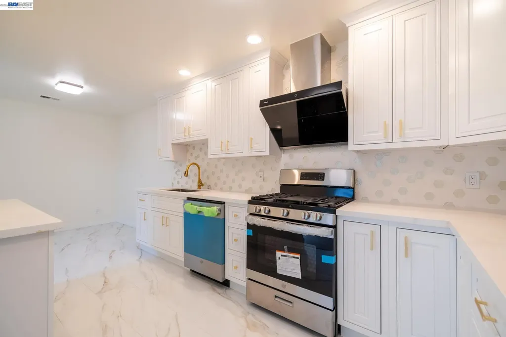 2540 16th Street Oakland CA 94601