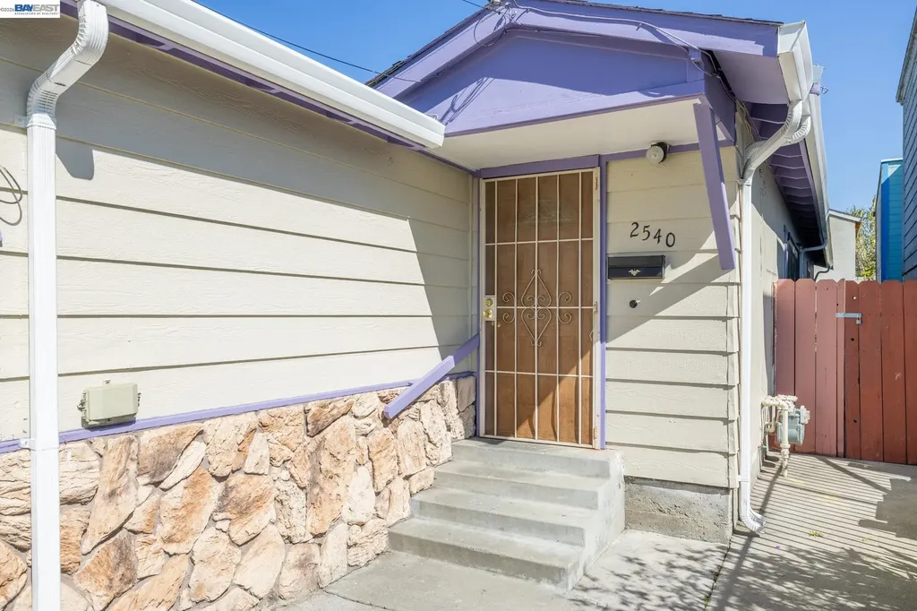 2540 16th Street Oakland CA 94601