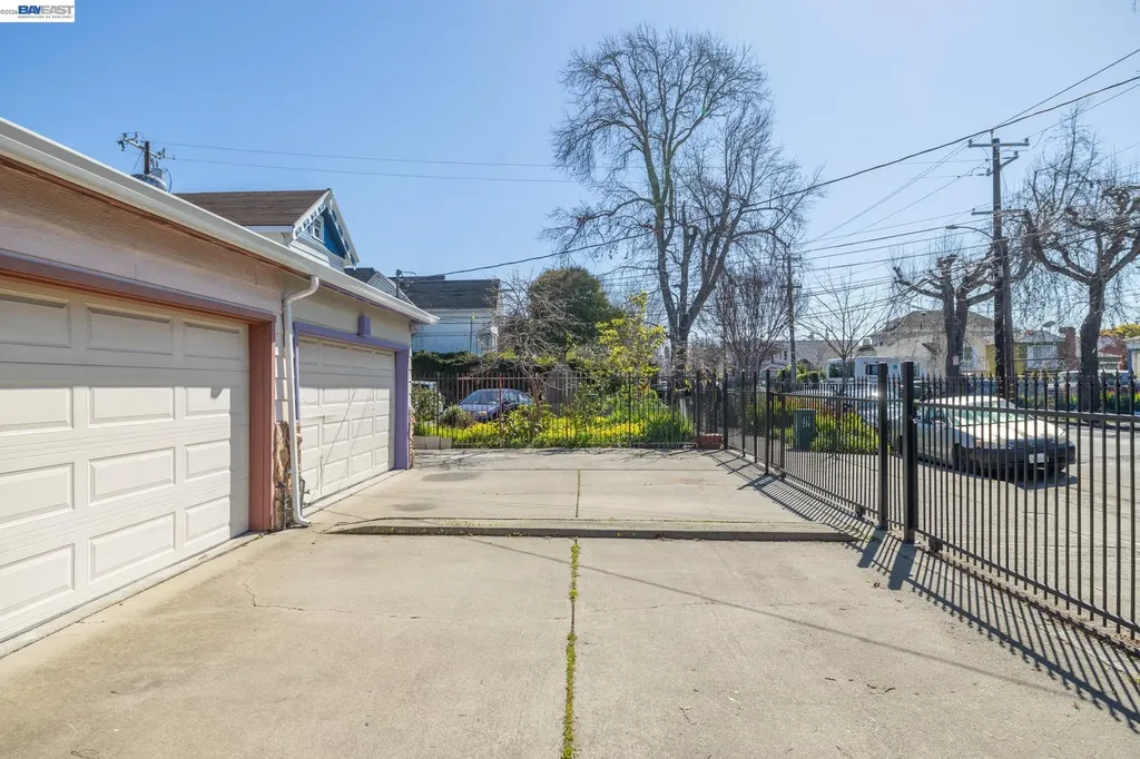 2540 16th Street Oakland CA 94601