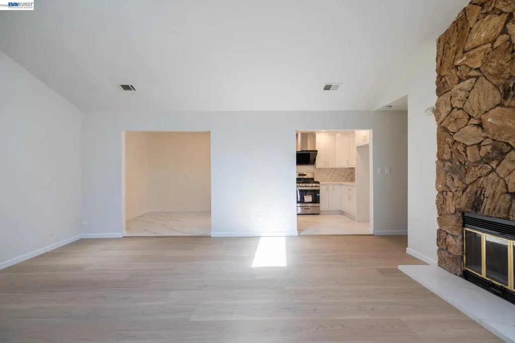 2540 16th Street Oakland CA 94601