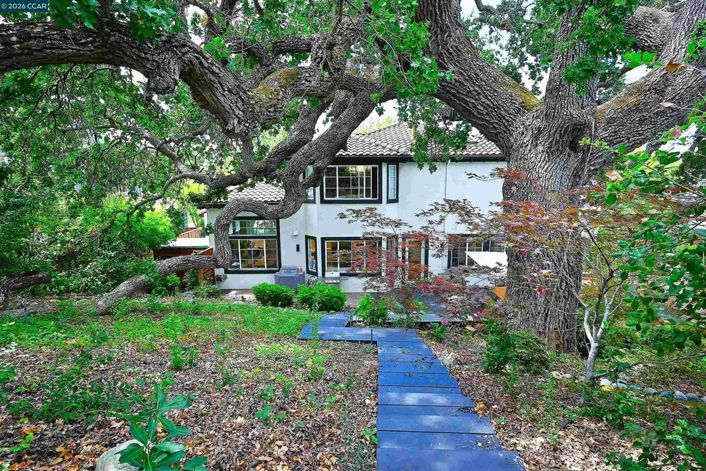 1239 Sunrise Ridge Drive Lafayette CA 94549