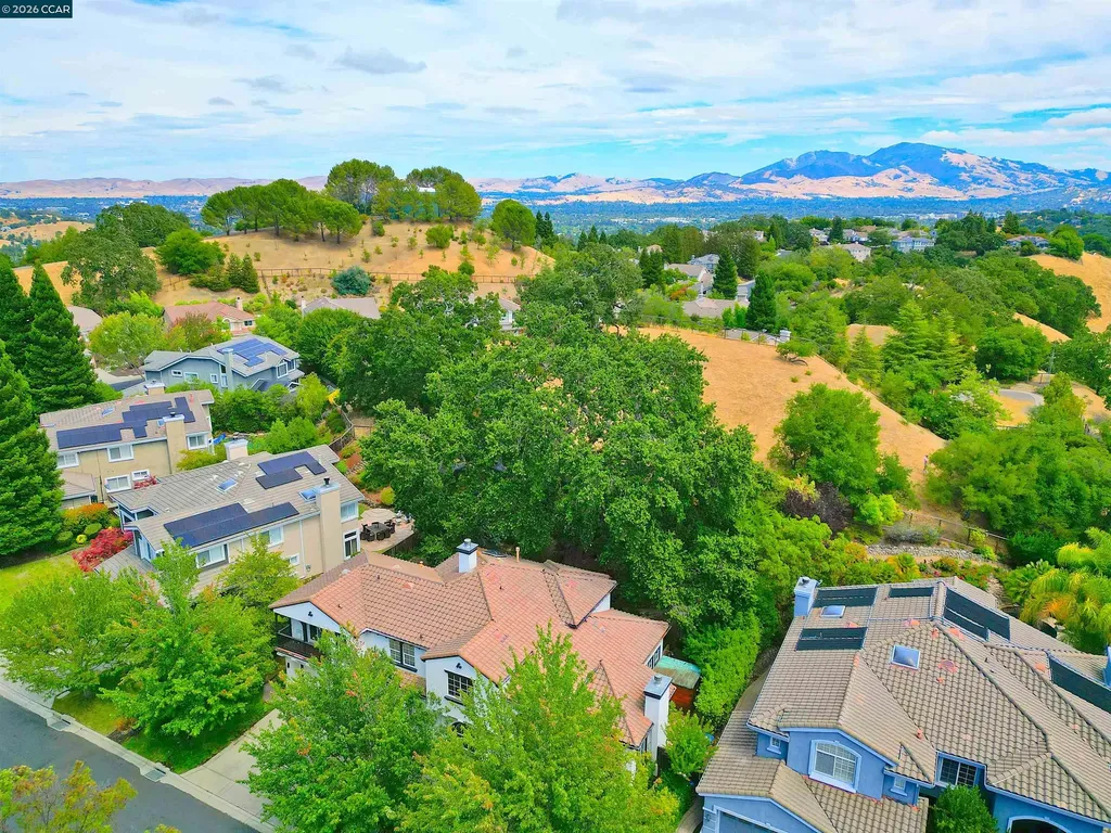 1239 Sunrise Ridge Drive Lafayette CA 94549