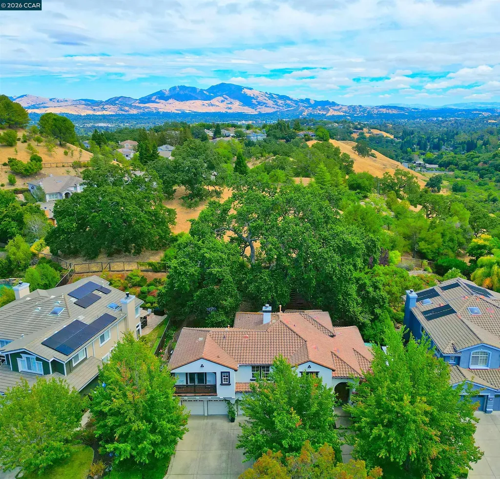 1239 Sunrise Ridge Drive Lafayette CA 94549