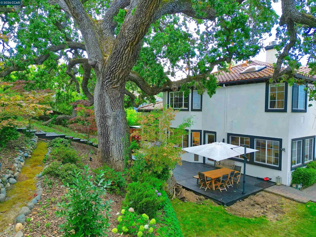 1239 Sunrise Ridge Drive Lafayette CA 94549