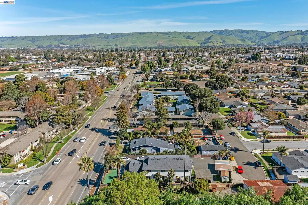 4560 Thornton Avenue Fremont CA 94536