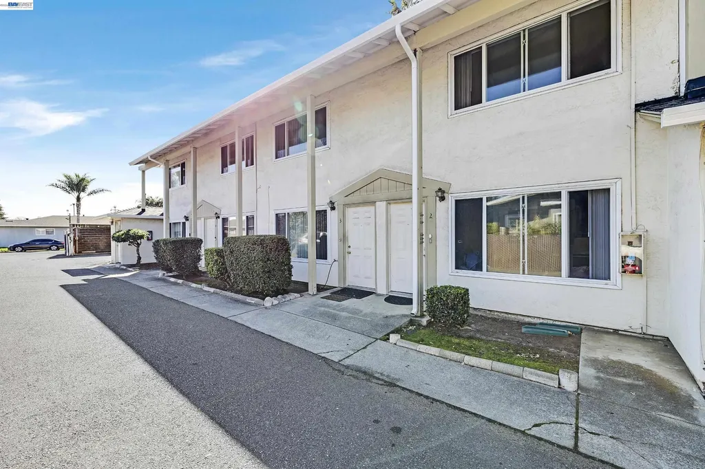 4560 Thornton Avenue Fremont CA 94536