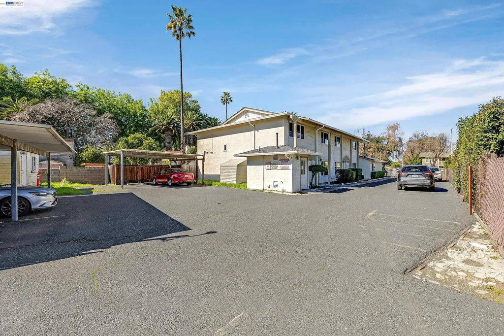 4560 Thornton Avenue Fremont CA 94536