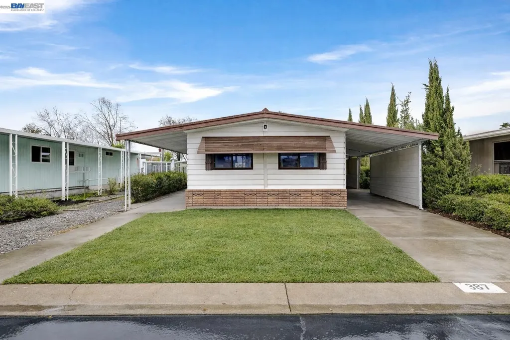 389 Tropicana Way Union City CA 94587