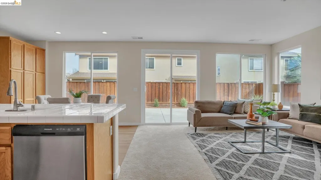 78 Guise Way Brentwood CA 94513