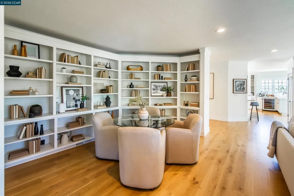 33 Deer Trail Lafayette CA 94549