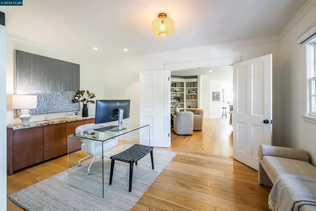 33 Deer Trail Lafayette CA 94549