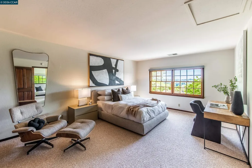 33 Deer Trail Lafayette CA 94549