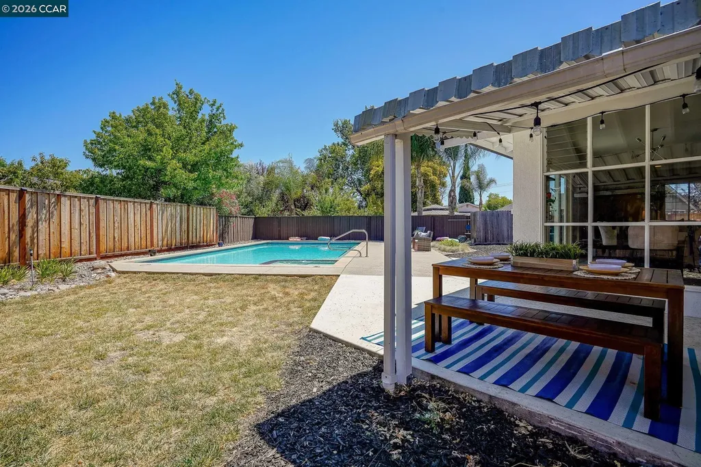 69 Fordham Court Pleasant Hill CA 94523