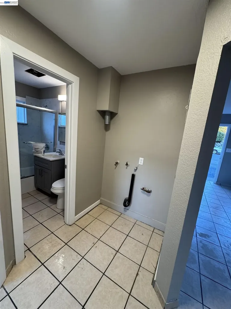 1840 90th Avenue Oakland CA 94603