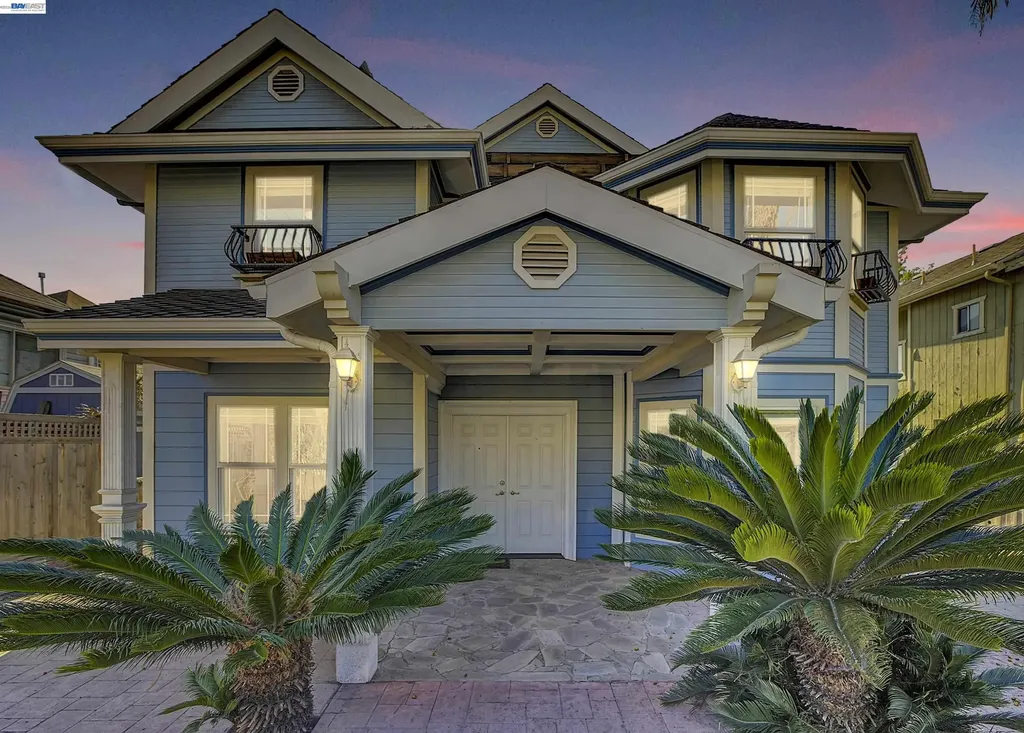 2635 10th Street Oakland CA 94601