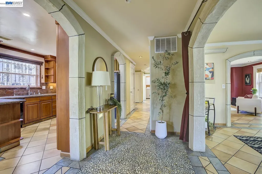 2635 10th Street Oakland CA 94601