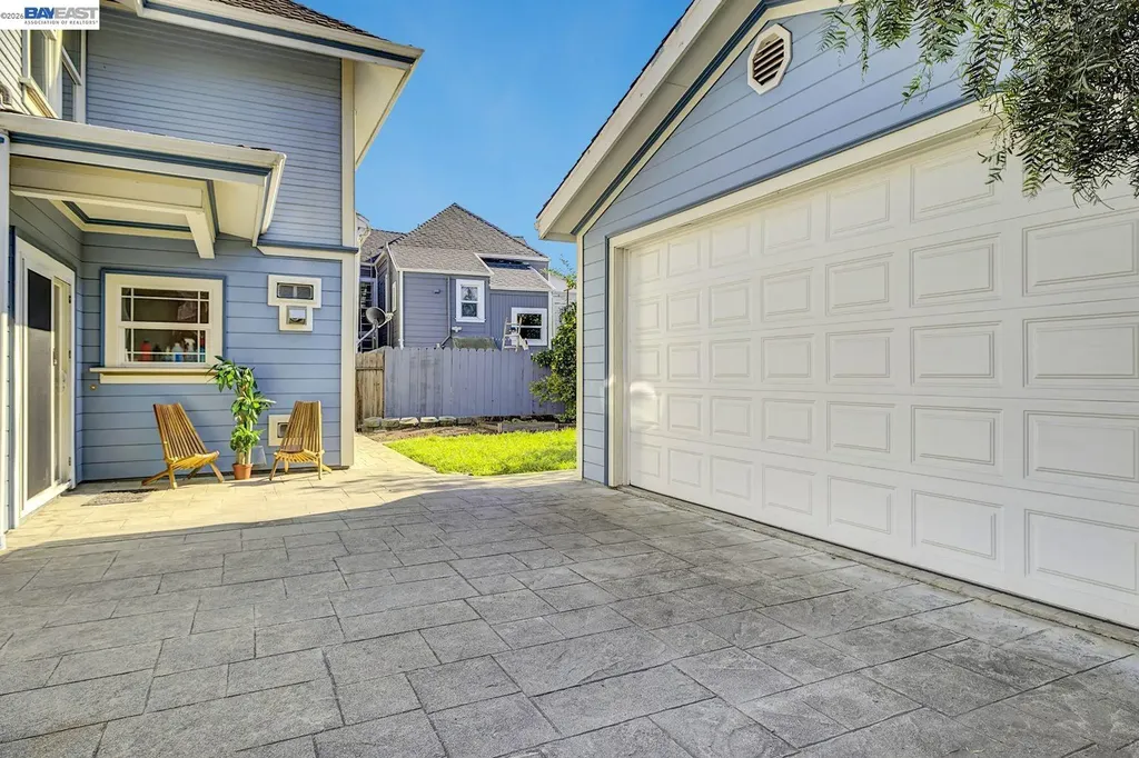 2635 10th Street Oakland CA 94601