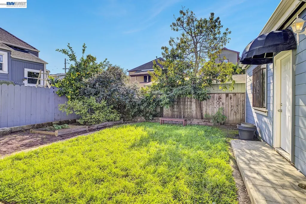 2635 10th Street Oakland CA 94601