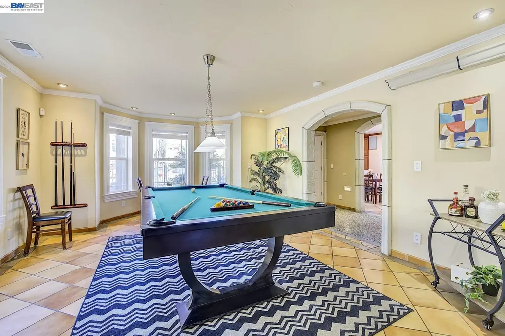 2635 10th Street Oakland CA 94601