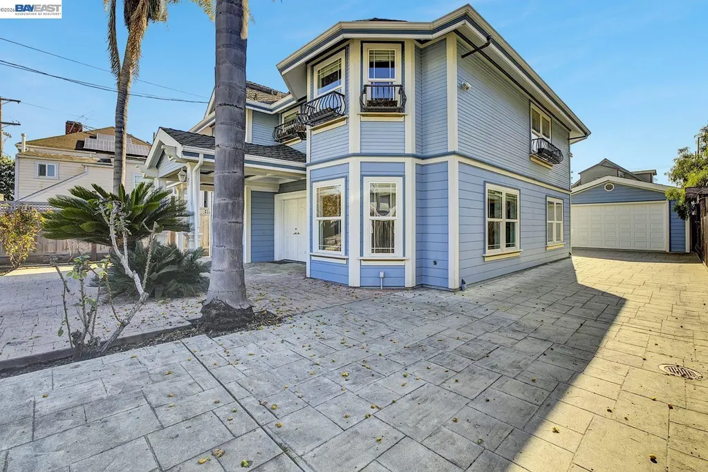 2635 10th Street Oakland CA 94601