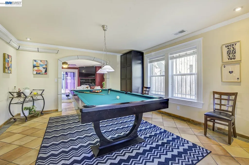 2635 10th Street Oakland CA 94601
